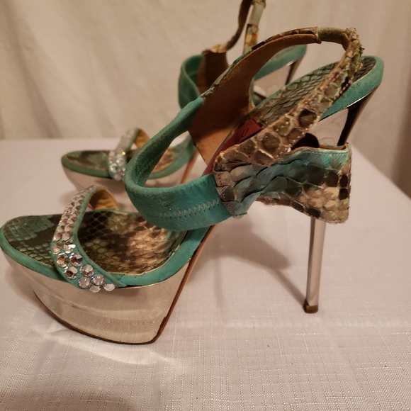 Massimo Dogana Snakeskin Heels - Picture 9 of 9